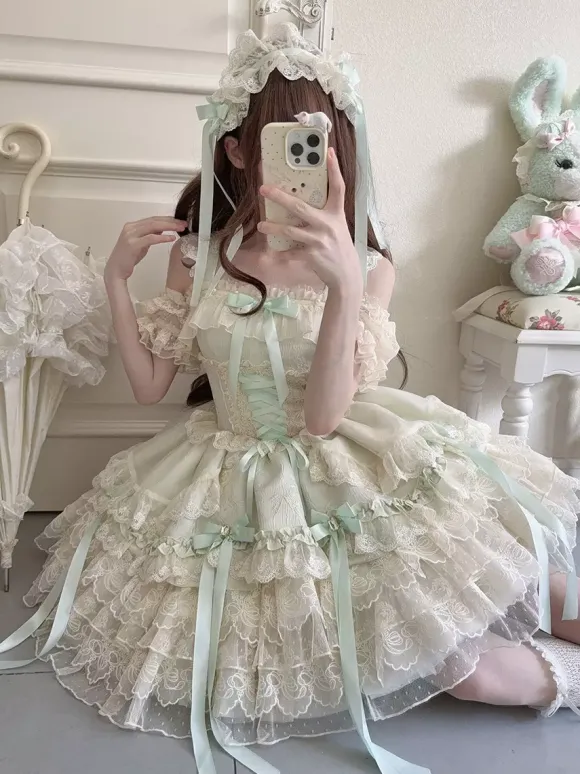 Robe Hime Lolita en dentelle douce à volants et n艙ud dans le dos courte