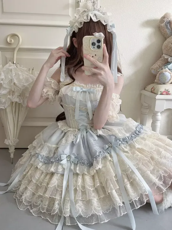 Robe Hime Lolita en dentelle douce à volants et n艙ud dans le dos courte