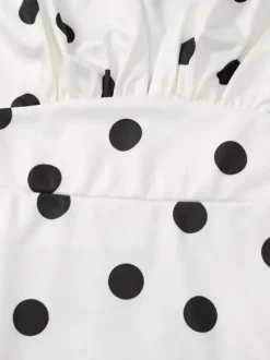 Robe élégante mini plissée à manches longues et col en V à pois pour une soirée en amoureux