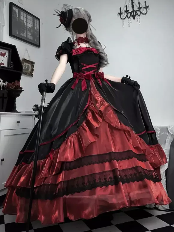 Robe Lolita douce en maille de soie à manches courtes robe à volants superposés style thé robe longue