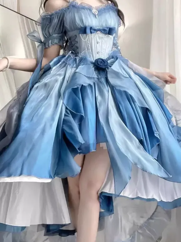 Robe Lolita Fée Bleue coupe asymétrique jolis n艙uds dos nu bretelles bandage et volants