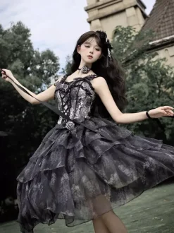 Robe Lolita Fée Noire à volants n艙ud et bretelles lacées style gothique Lolita
