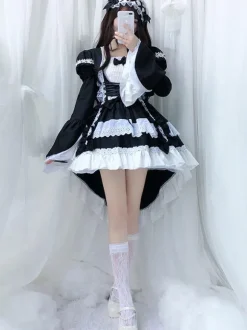 Robe Lolita OP Bonne Noir Blanche Manches Courtes Bouffantes Robes Une Pièce Lolita
