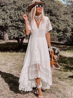 Robe longue bohème en dentelle blanche pour femme - Robe courte à manches courtes et boutons brodés - Tenue d'été idéale pour la plage les mariages et les fêtes (collection 2026)