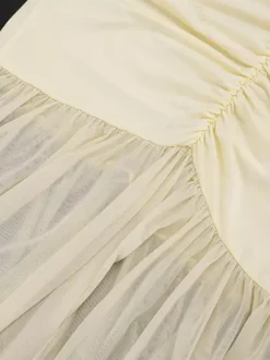 Robe longue crème à col V et manches à volants pour femme style élégant et formel