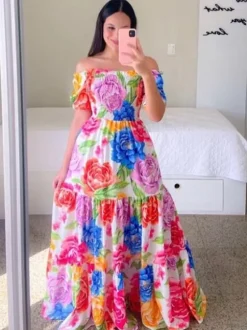 Robe longue imprimée à épaules dénudées et smocks pour femme - Robe d'été trapèze à manches courtes et volants - Idéale pour les vacances d'été à la plage 2026