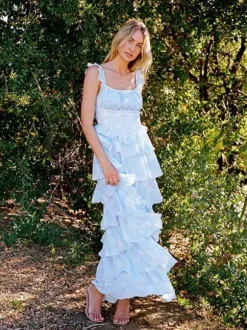 Robe longue maxi à volants et fleurs bleu clair pour femme - Robe d'été longue dos nu à étages style cottagecore - Garden-party d'été 2026