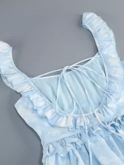 Robe longue maxi à volants et fleurs bleu clair pour femme - Robe d'été longue dos nu à étages style cottagecore - Garden-party d'été 2026