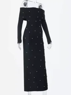 Robe longue moulante noire à épaules dénudées et fente au dos ornée de perles élégantes - Tenue de soirée printemps 2026