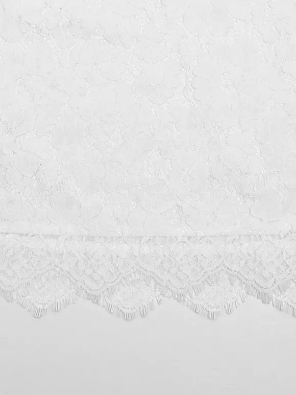 Robe longue nuisette blanche à empiècements en dentelle pour femme style élégant pour les soirées