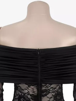 Robe longue sirène moulante en dentelle à épaules dénudées et empiècements transparents coupe ajustée collection 2026