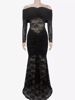 Robe longue sirène moulante en dentelle à épaules dénudées et empiècements transparents coupe ajustée collection 2026