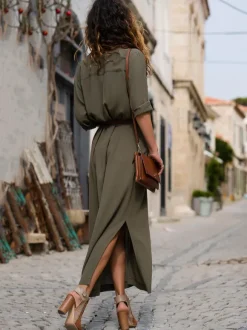 Robe Longue Verte Chemisier Femmes Longues à Col Revers avec Manches Longues Fermeture avec Boutons Coupe Cintrée avec Ceinture Unicolore