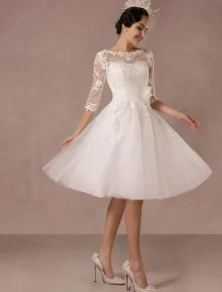 Robe mariée vintage col bateau demi-manche en dentelle jupe en tulle courte au dessus de genou Robe de mariage