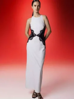 Robe maxi sans manches à col halter empiècements en dentelle et couleurs contrastées pour femme 2026