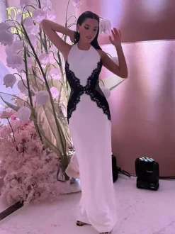 Robe maxi sans manches à col halter empiècements en dentelle et couleurs contrastées pour femme 2026