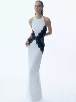 Robe maxi sans manches à col halter empiècements en dentelle et couleurs contrastées pour femme 2026