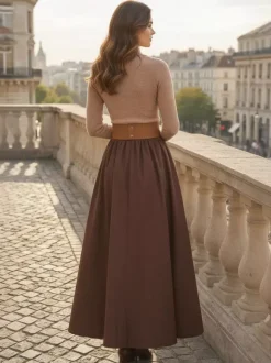 Robe maxi trapèze à manches longues coupe trapèze en maille côtelée demi-zip et patchwork ceinture intégrée collection femme 2026
