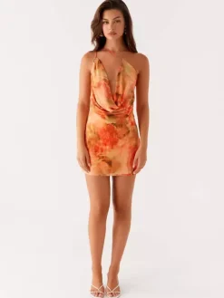 Robe midi en mousseline imprimée à fleurs bretelles chics col sans manches idéale pour l'été au quotidien.