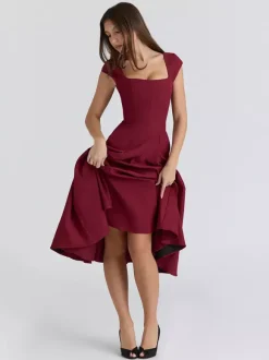 Robe midi élégante à col carré et coupe trapèze pour femme - Robe d'été vintage sans manches cintrée et évasée - Idéale pour les invités aux mariages d'été et les cocktails (collection 2026)