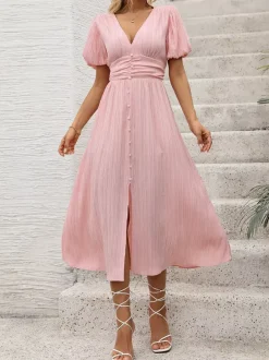 Robe midi rose pastel pour femme - Manches bouffantes buste froncé boutonnage sur le devant taille haute évasée - Été 2026
