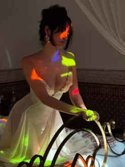 Robe midi transparente à imprimé floral 3D pour femme - Robe nuisette jaune beurre Fairycore à col en V - Idéale pour une soirée romantique à la plage en été 2026