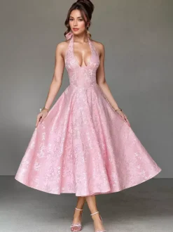 Robe mi-longue à fleurs rose pâle col licou coupe trapèze style vintage pour femme 2026
