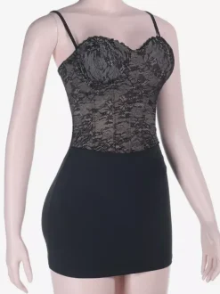 Robe mini corset en dentelle noire pour femme - Robe moulante sexy dos nu à lacets - Tenue de soirée estivale élégante et tendance 2026