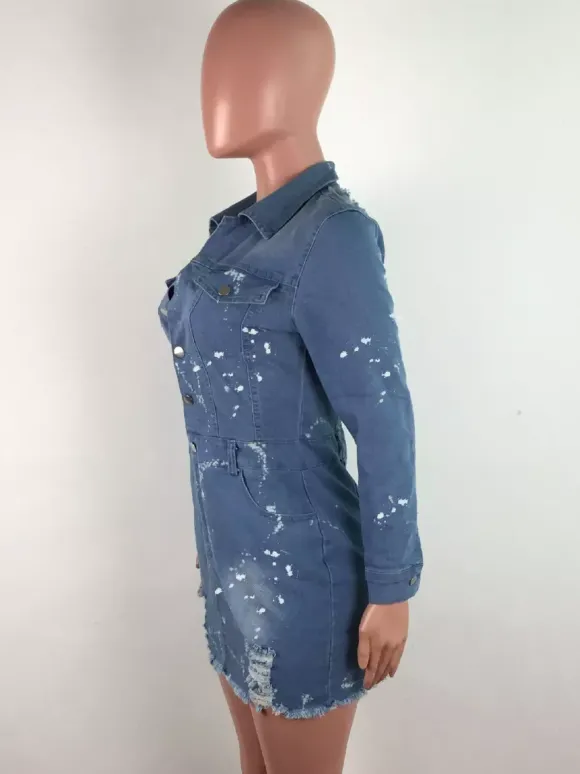 Robe mini en jean délavé pour femme - Robe moulante en jean bleu moyen à ourlet déchiré et imprimé éclaboussures de peinture - Idéale pour une soirée printanière 2026