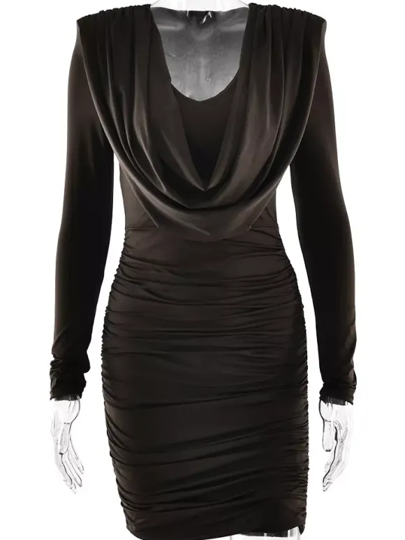 Robe mini froncée moderne à décolleté en V profond pour femme 2026