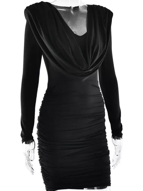 Robe mini froncée moderne à décolleté en V profond pour femme 2026