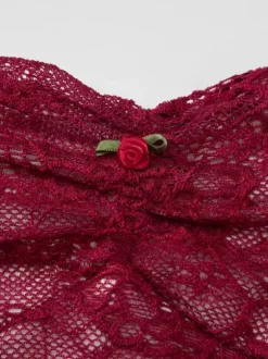 Robe moulante en dentelle bordeaux sans manches avec ourlet à volants mini robe de club sexy pour femmes 2026