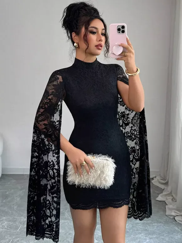 Robe moulante mini en dentelle florale à manches cape et col montant pour femme 2026