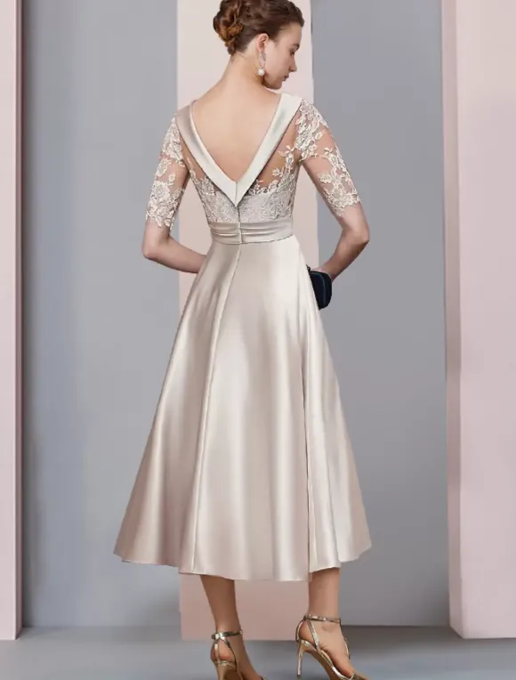 Robe mère à col bijou et demi-manches ligne a robes d'invitées de mariage en dentelle