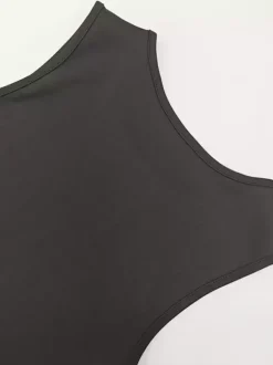 Robe noire sexy mini sans manches à col rond pour une soirée en amoureux
