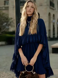 Robe nuisette courte en mousseline avec cape pour femme - Ensemble élégant à volants superposés 2 pièces - Idéale pour les invités de mariage les fêtes et les cocktails de printemps 2026