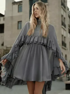 Robe nuisette courte en mousseline avec cape pour femme - Ensemble élégant à volants superposés 2 pièces - Idéale pour les invités de mariage les fêtes et les cocktails de printemps 2026