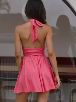 Robe patineuse mini dos nu à bretelles pour femme - Décolleté plongeant sur le devant dos nu et jupe-short fluide - Vacances d'été à la plage 2026