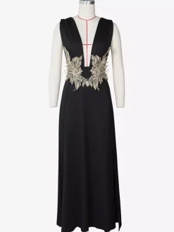 Robes de bal Robe longue semi-formelle brodée à col en V et fente haute