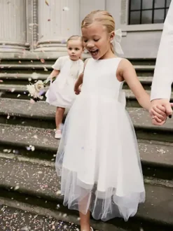 Robes de demoiselle d'honneur blanches en tulle ivoire sans manches à col bijou
