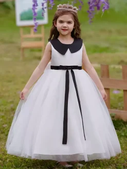 Robes de fille de fleur blanche Robes d'occasion spéciale Tulle blanc sans manches col bijou Robes de fille de fleur