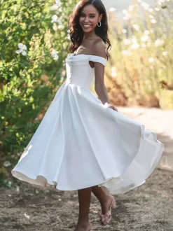 Robes de mariée courtes épaules dénudées sans manches longueur thé