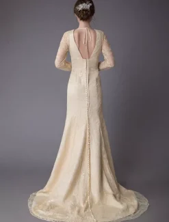 Robes de mariée dentelle robe de mariée col V manches longues dos nu sirene avec train