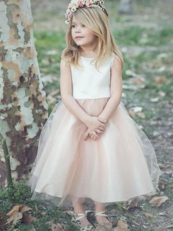 Robes cortège enfant champagne en dentelle col rond zip sur dos Robe fille de fleur