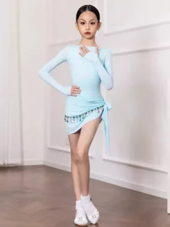 Robes de danse latine bleu ciel clair pour femmes filles et adultes ensemble gainant à manches longues et dentelle. Costumes de danse.