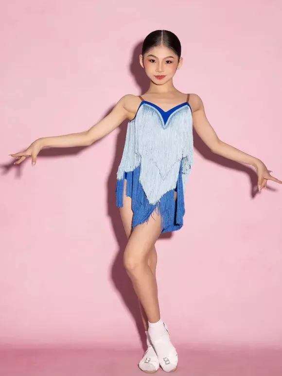 Robes de danse latine bleues à franges et pompons pour femmes costumes de danseuses latines