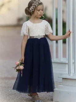 Robes de demoiselle d'honneur bordeaux col bijou manches courtes ceinture enfants robes de soirée sociale