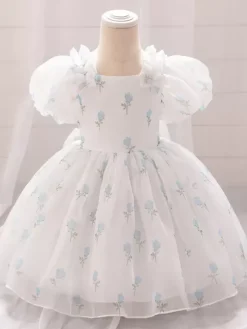Robes de demoiselle d'honneur blanches en polyester bleu bébé manches courtes col carré robes de demoiselle d'honneur