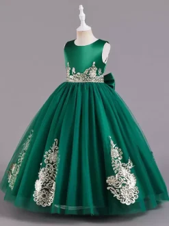 Robes de demoiselle d'honneur en tissu satiné vert sans manches col bijou robes de demoiselle d'honneur