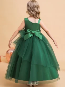 Robes de demoiselle d'honneur vertes de Noël en tulle sans manches avec décolleté conçu